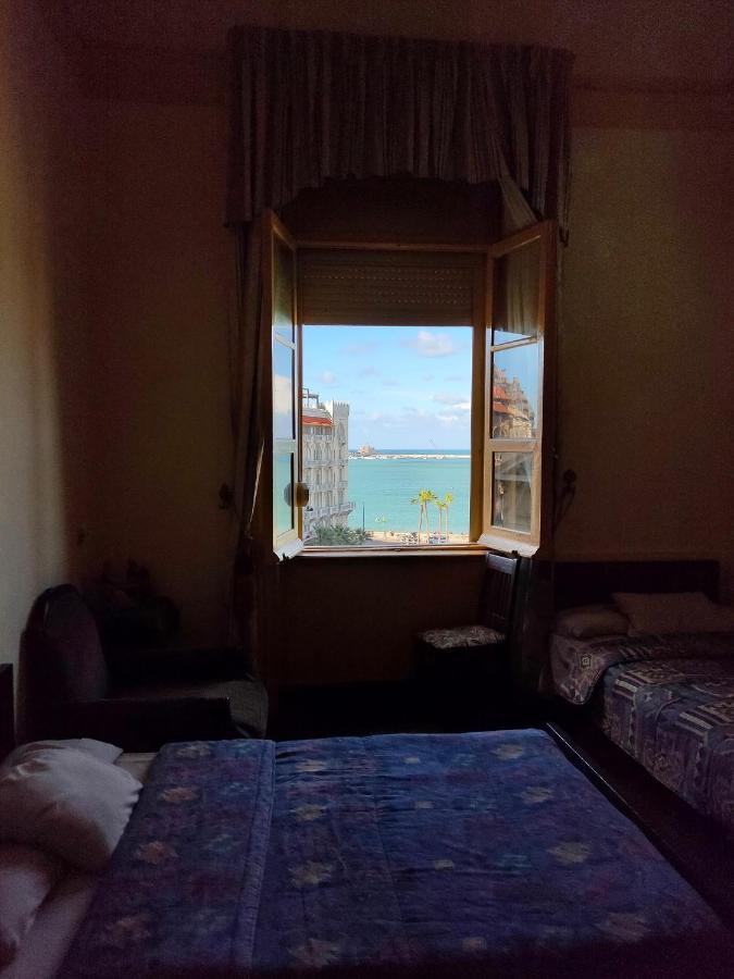 Clement'S House Hostel Alexandria Bagian luar foto